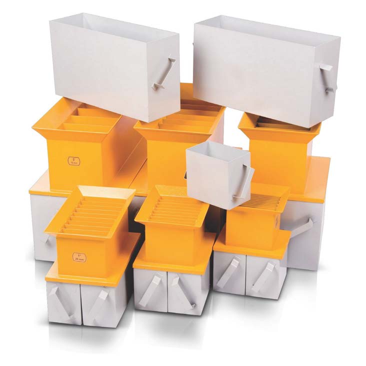 SAMPLE SPLITTER (Riffle Box)